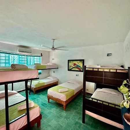 Hostel 35 Вальядолид Экстерьер фото