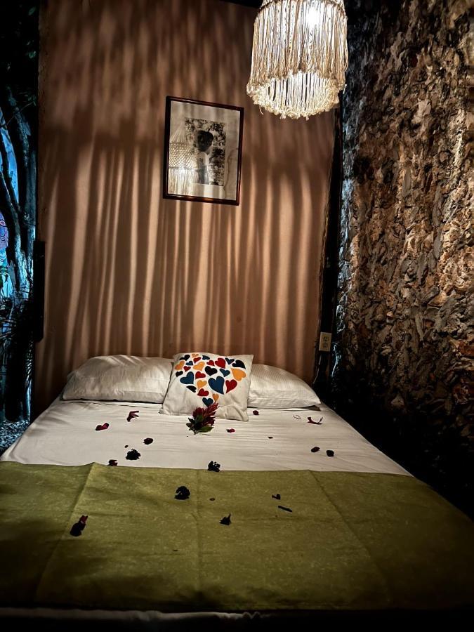 Hostel 35 Вальядолид Экстерьер фото